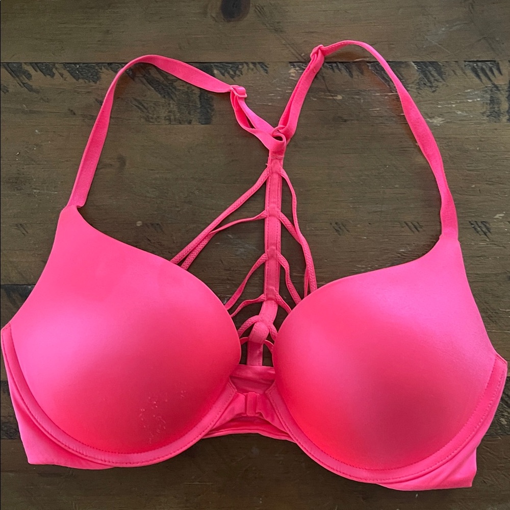 Victoria Secret Very Sexy Strappy Front Clasp Push Up Bra